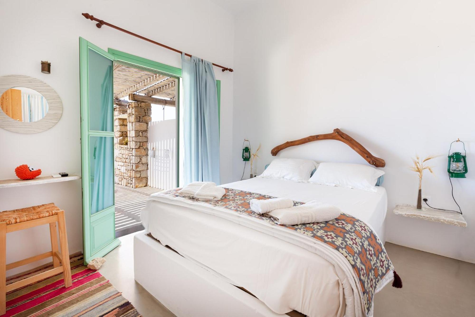 Ailouros Scenic Guest Houses Schoinoussa エクステリア 写真