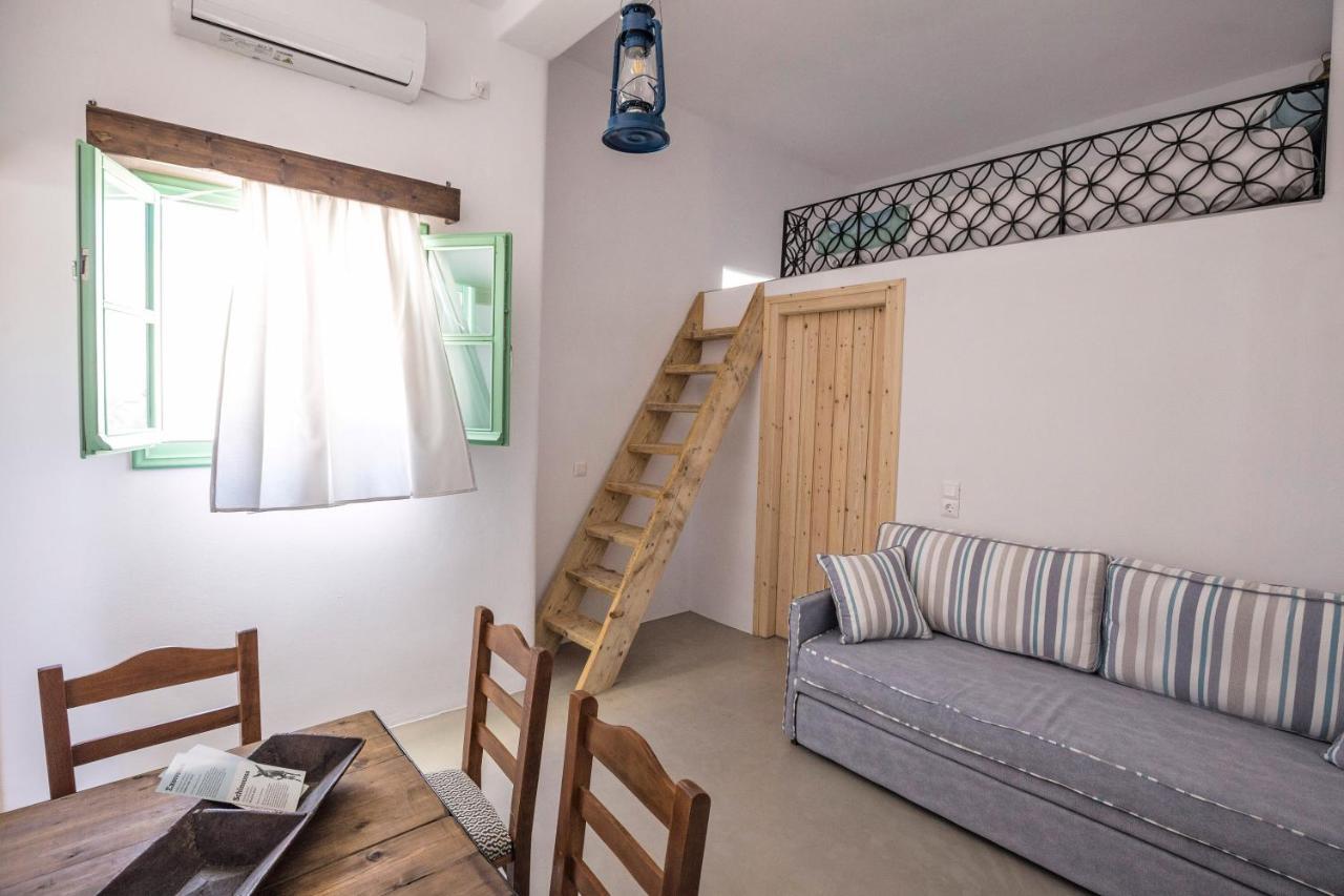 Ailouros Scenic Guest Houses Schoinoussa エクステリア 写真